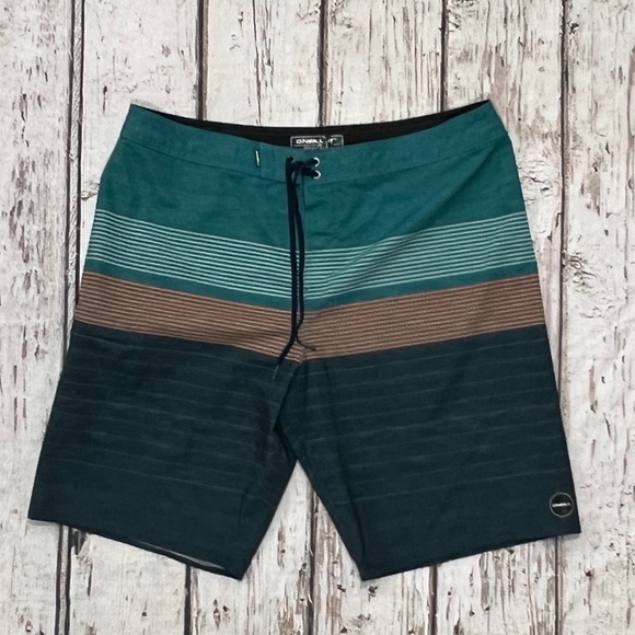O'Neill Board Shorts Mens Green Swim Trunks Swimwear Bathing Suit Summer - Picture 1 of 8